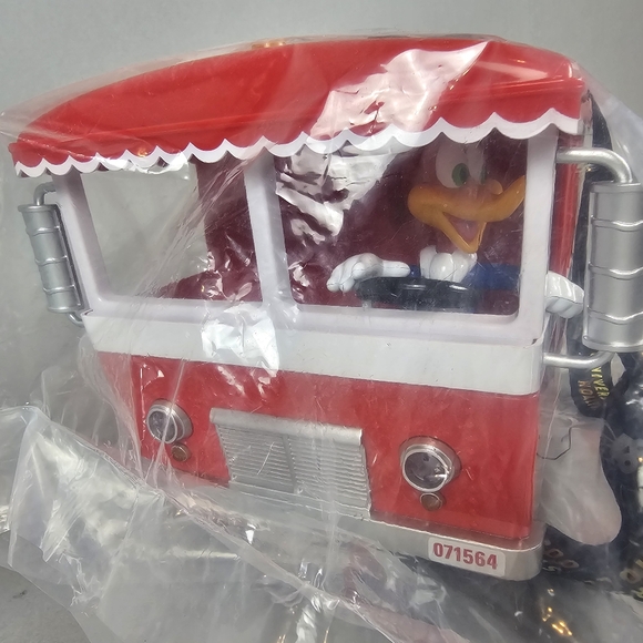 Universal Studios limited 60th anniversary popcorn bucket. New, sealed - Picture 5 of 7